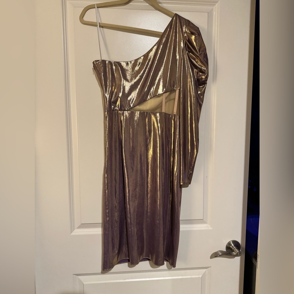 Marchesa Notte One Sleeve Lame Dress Purple Gold Metallic Size 6 Corset EUC - Picture 4 of 8